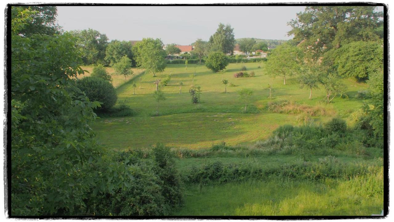 Maison Voliere La Souterraine Luaran gambar